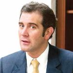 Surgen versiones encontradas sobre relevo en presidencia del CRM