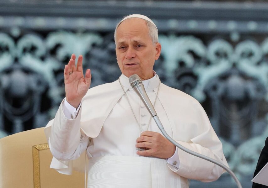 La amenaza oculta del Papado: Un llamado a la conciencia en la época de la paz y la guerra de la información